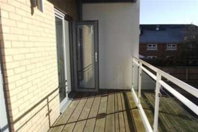  Image of 2 bedroom Flat to rent in Forest View London E4 at North Chingford, E4 7AU