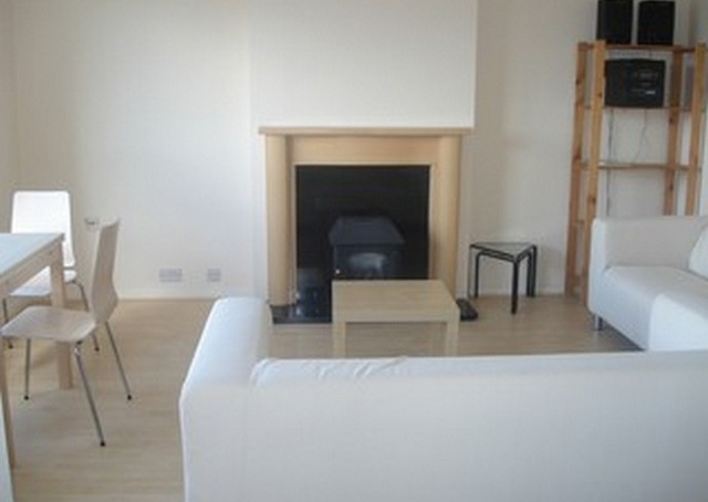  Image of 2 bedroom Flat to rent in North Fort Street Edinburgh EH6 at Leith Edinburgh Edinburgh, EH6 4HN