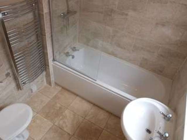  Image of 3 bedroom Semi-Detached house for sale in North Gate Newark NG24 at North Gate  Newark, NG24 1HJ