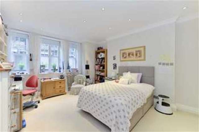  Image of 4 bedroom Flat for sale in Prince Albert Road London NW8 at London, NW8 7EG