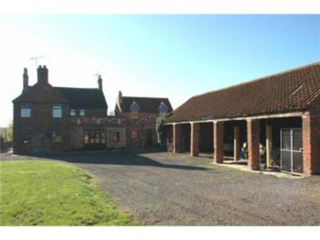  Image of 4 bedroom Detached house for sale in North Moor Road Walkeringham Doncaster DN10 at North Moor Road Walkeringham Doncaster, DN10 4LW