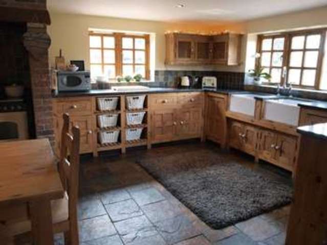  Image of 5 bedroom Detached house for sale in North Road Sutton-on-Trent Newark NG23 at North Road Sutton-on-Trent Newark, NG23 6PW
