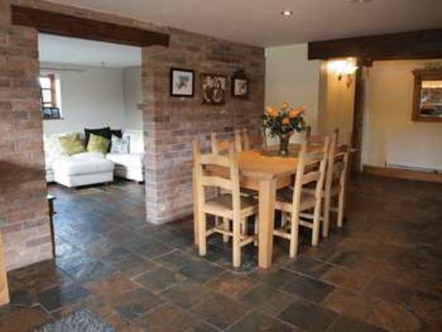  Image of 5 bedroom Detached house for sale in North Road Sutton-on-Trent Newark NG23 at North Road Sutton-on-Trent Newark, NG23 6PW