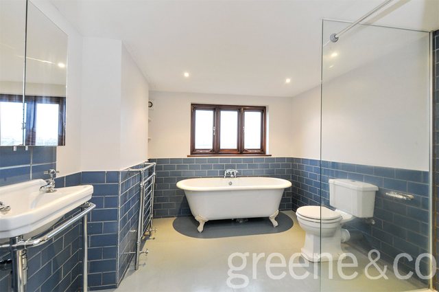  Image of 4 bedroom Terraced house for sale in North View Road London N8 at Crouch End London Turnpike Lane, N8 7LN