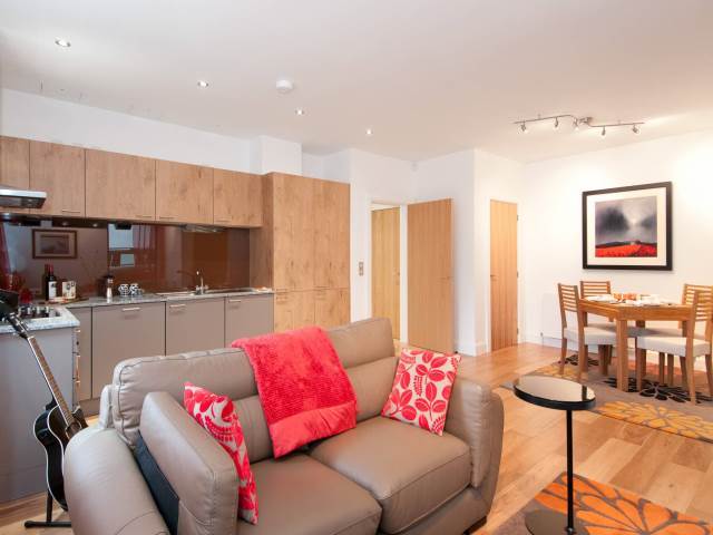  Image of 2 bedroom Flat to rent in Northumberland Place Edinburgh EH3 at New Town Edinburgh Edinburgh, EH3 6LQ