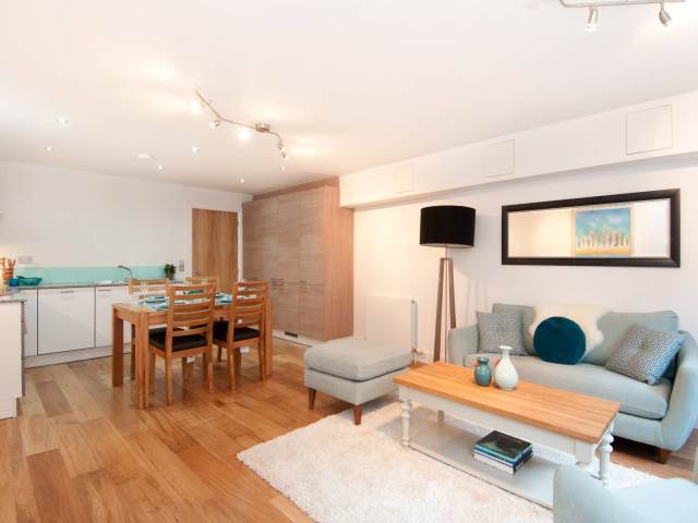  Image of 2 bedroom Flat to rent in Northumberland Place Lane Edinburgh EH3 at New Town Edinburgh Edinburgh, EH3 6LD