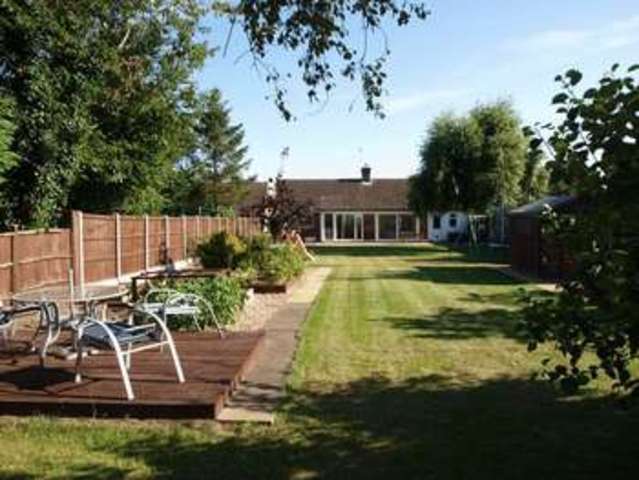  Image of 3 bedroom Detached house for sale in Norwell Lane Cromwell Newark NG23 at Norwell Lane Cromwell Newark, NG23 6JQ