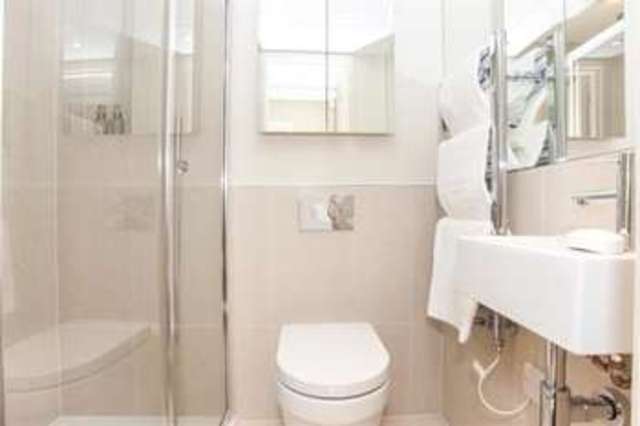  Image of 2 bedroom Flat for sale in Notting Hill Gate London W11 at Notting Hill London Notting Hill Gate, W11 3LB