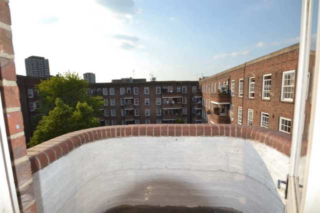  Image of 1 bedroom House Share to rent in Clarendon Road London W11 at Clarendon Road  London, W11 4JH
