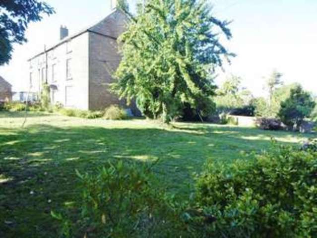 Image of 6 bedroom Detached house for sale in Awre Awre Newnham GL14 at Awre Newnham, GL14 1EW