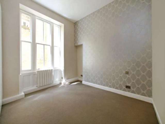  Image of 2 bedroom Apartment to rent in Nottingham Place London W1U at Nttingham Place Marylebone London, W1U 5LU
