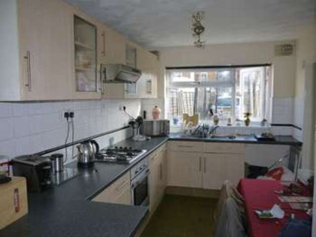  Image of 2 bedroom Flat to rent in Nutbeem Road Eastleigh SO50 at Nutbeem Road  Eastleigh, SO50 5JP