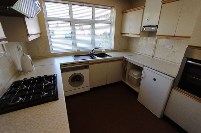  Image of 2 bedroom Detached house for sale in Severn Road Oadby Leicester LE2 at Severn Road Oadby Leicester, LE2 4FY