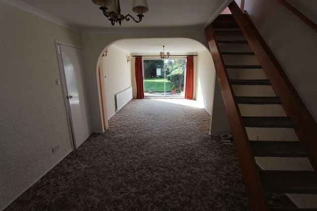  Image of 2 bedroom Detached house for sale in Severn Road Oadby Leicester LE2 at Severn Road Oadby Leicester, LE2 4FY