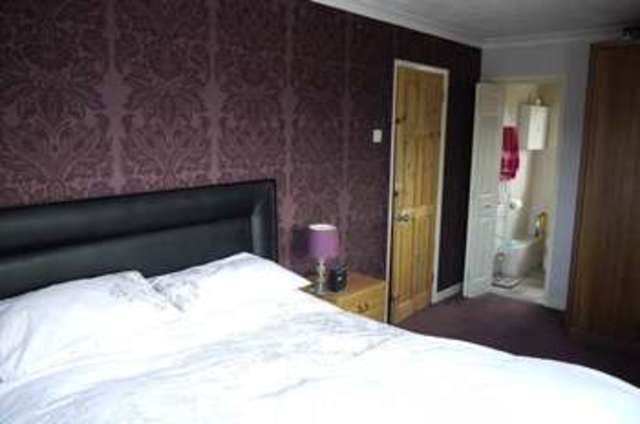  Image of 4 bedroom Semi-Detached house for sale in Oakdale Close Snaith Goole DN14 at Snaith East Yorkshire, DN14 9HL