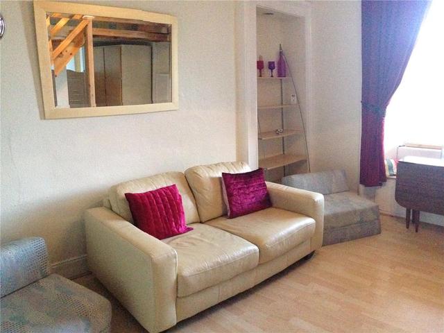  Image of 1 bedroom Studio flat to rent in Oakfield Avenue Glasgow G12 at Hillhead Glasgow Glasgow, G12 8JF