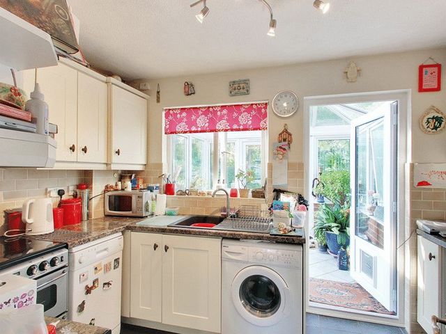  Image of 2 bedroom Semi-Detached house for sale in Oakfields Worth Crawley RH10 at Oakfields Worth Crawley, RH10 7FN