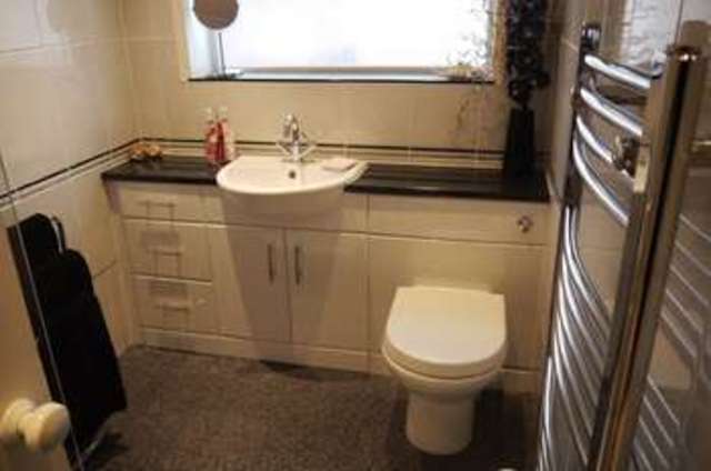  Image of 3 bedroom Detached house for sale in Oaklands Camblesforth Selby YO8 at Camblesforth North Yorkshire, YO8 8HH