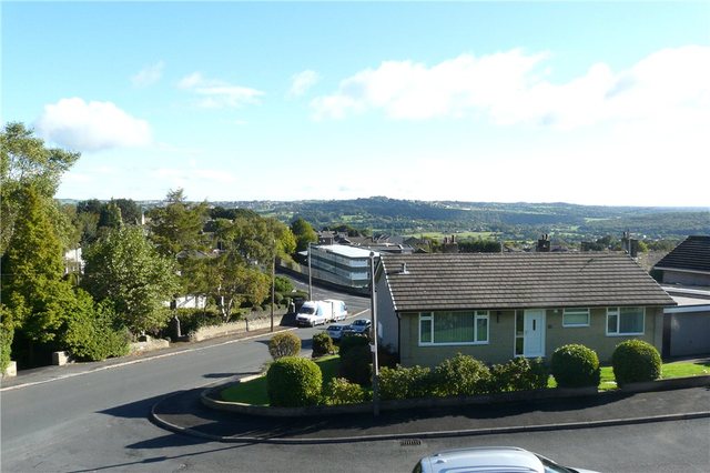  Image of 3 bedroom Detached house for sale in Oaklands Idle Bradford BD10 at Idle West Yorkshire Dudley Hill, BD10 8RG
