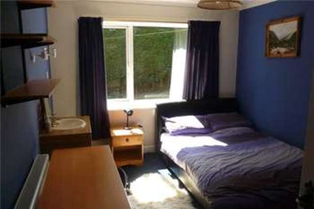  Image of 4 bedroom Detached house for sale in Oakleigh Grove Clayton Bradford BD14 at Clayton Bradford Clayton, BD14 6QF
