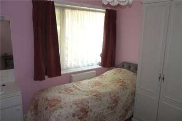  Image of 4 bedroom Detached house for sale in Oakleigh Grove Clayton Bradford BD14 at Clayton Bradford Clayton, BD14 6QF