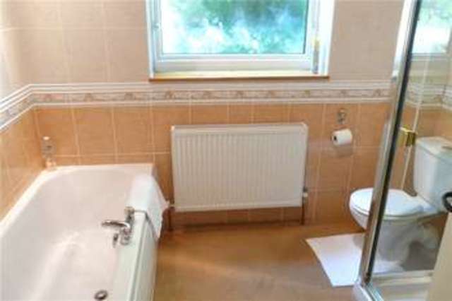  Image of 4 bedroom Detached house for sale in Oakleigh Grove Clayton Bradford BD14 at Clayton Bradford Clayton, BD14 6QF