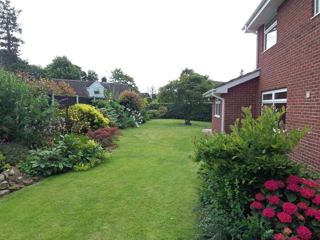  Image of 4 bedroom Detached house for sale in Oaks Close Ranskill Retford DN22 at Oaks Close Ranskill Retford, DN22 8PH