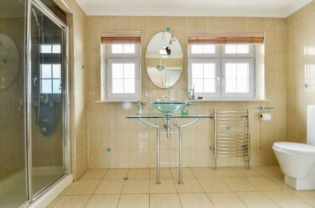  Image of 4 bedroom Detached house for sale in Oakwood Avenue Beckenham BR3 at Oakwood Avenue  Beckenham, BR3 6PJ