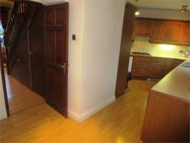  Image of 4 bedroom Detached house for sale in Oakwood Close Benfleet SS7 at Oakwood Close Benfleet South Benfleet, SS7 5SB