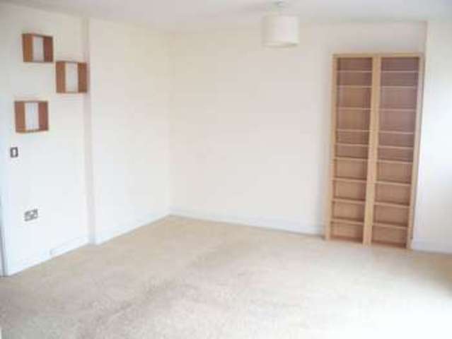  Image of 2 bedroom Flat to rent in Briton Street Southampton SO14 at Briton Street  Southampton, SO14 3HF
