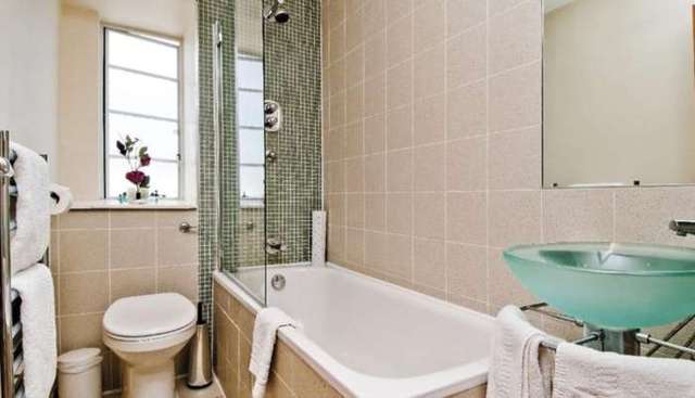  Image of Studio flat to rent in Old Brompton Road London SW7 at Old Brompton Road South Kensington London, SW7 3RX