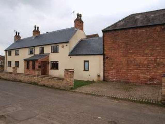  Image of 5 bedroom Detached house for sale in Old Great North Road Sutton-on-Trent Newark NG23 at Old Great North Road Sutton-on-Trent Newark, NG23 6QL