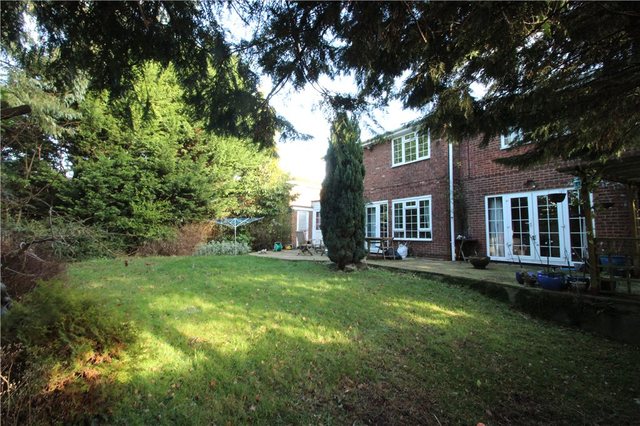  Image of 6 bedroom Detached house for sale in Old Malt Way Horsell Woking GU21 at Horsell Surrey Horsell, GU21 4QD