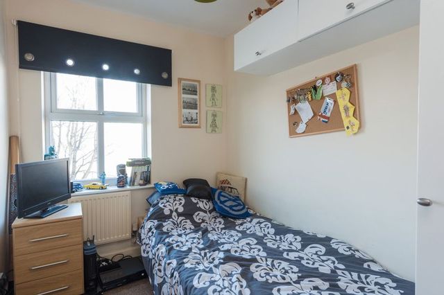  Image of 3 bedroom Terraced house for sale in Old Quay Street Runcorn WA7 at Old Quay Street  Runcorn, WA7 1SG