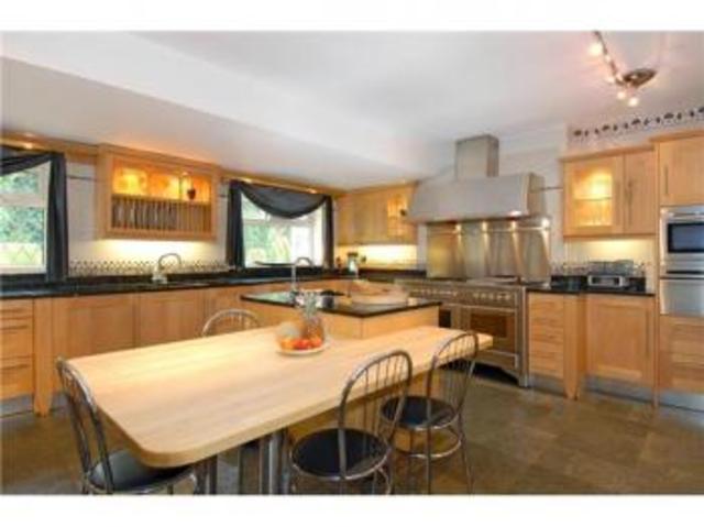  Image of 7 bedroom Detached house for sale in Old Rufford Road Rufford Newark NG22 at Old Rufford Road Rufford Newark, NG22 9DD