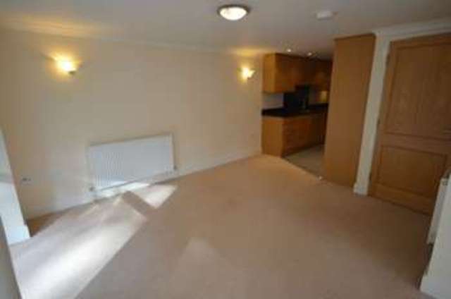  Image of 2 bedroom Flat for sale in Old Teignmouth Road Dawlish EX7 at Old Teignmouth Road  Dawlish, EX7 0QZ