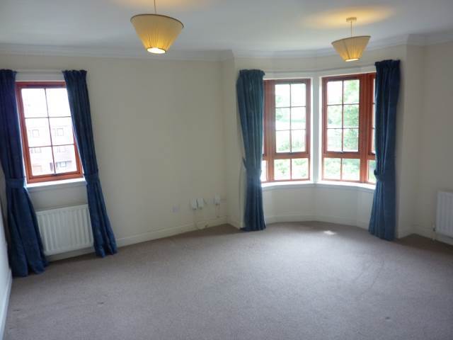  Image of 2 bedroom Flat to rent in Orchard Brae Avenue Edinburgh EH4 at Ravelston Edinburgh Edinburgh, EH4 2GB