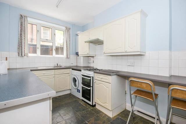  Image of 2 bedroom Flat for sale in Lower Road London SE16 at Orchard House Lower Road Surrey Quays, SE16 2XF