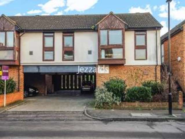 Image of 1 bedroom Flat for sale in Orchard Road Hounslow TW4 at Hounslow, TW4 5JQ