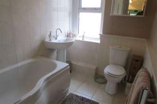  Image of 4 bedroom Semi-Detached house for sale in Orchard Road Street BA16 at Street, BA16 0BT
