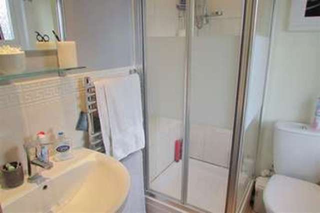  Image of 4 bedroom Detached house for sale in Orchard Road Street BA16 at Street, BA16 0BT