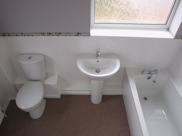  Image of 3 bedroom Detached house for sale in Orchard Way Balderton Newark NG24 at Orchard Way Balderton Newark, NG24 3LU