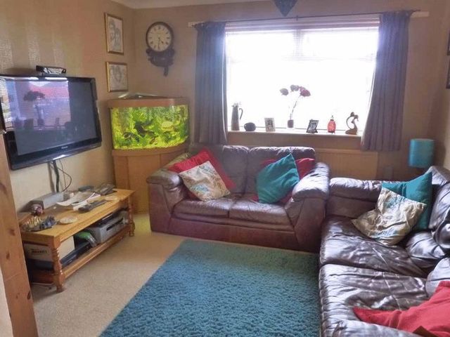  Image of 4 bedroom Terraced house for sale in Yarmouth Road Ormesby Great Yarmouth NR29 at Ormesby GREAT YARMOUTH, NR29 3QG
