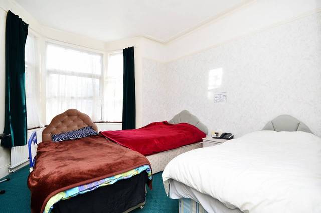  Image of 5 bedroom Detached house for sale in Osbaldeston Road London N16 at Osbaldeston Road  Stoke Newington, N16 7DJ