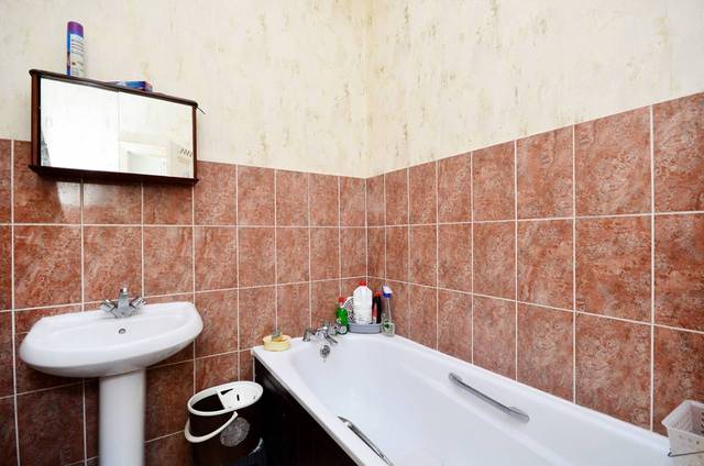  Image of 5 bedroom Detached house for sale in Osbaldeston Road London N16 at Osbaldeston Road  Stoke Newington, N16 7DJ