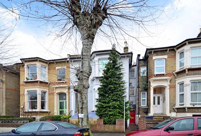  Image of 2 bedroom Flat for sale in Osbaldeston Road London N16 at Osbaldeston Road  Hackney, N16 7DJ