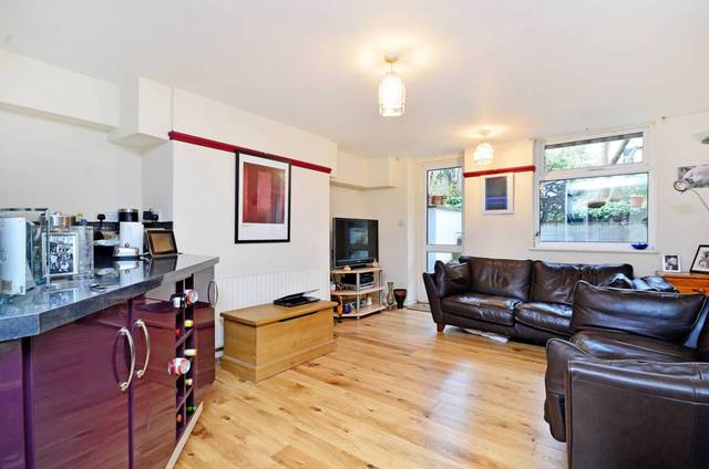  Image of 2 bedroom Flat for sale in Osbaldeston Road London N16 at Osbaldeston Road  Hackney, N16 7DJ