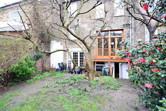  Image of 2 bedroom Flat for sale in Osbaldeston Road London N16 at Osbaldeston Road  Hackney, N16 7DJ