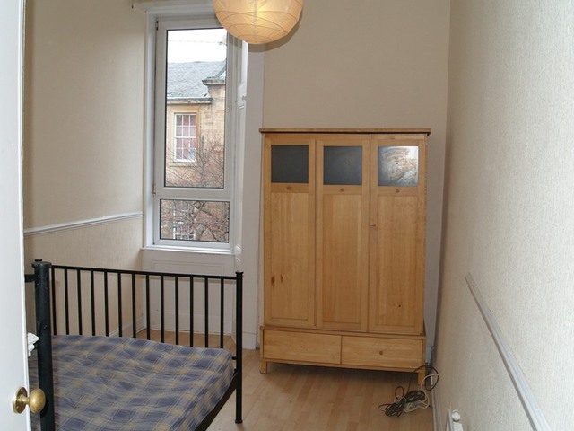  Image of 1 bedroom Flat to rent in Otago Street Glasgow G12 at Hillhead Glasgow Glasgow, G12 8NZ