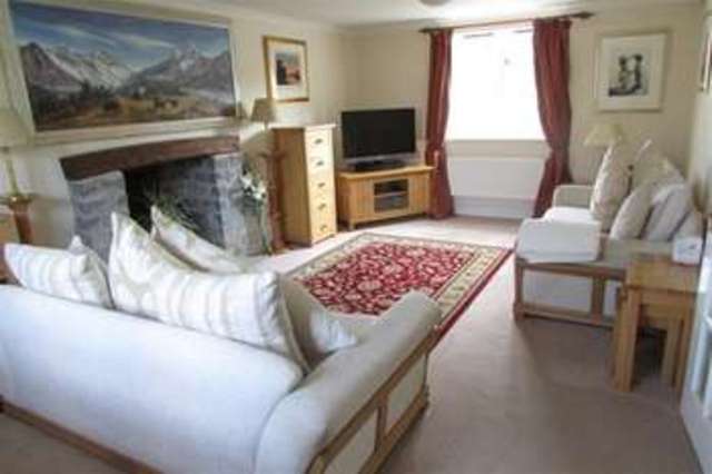  Image of 4 bedroom Detached house for sale in Overleigh Street BA16 at Street, BA16 0TJ
